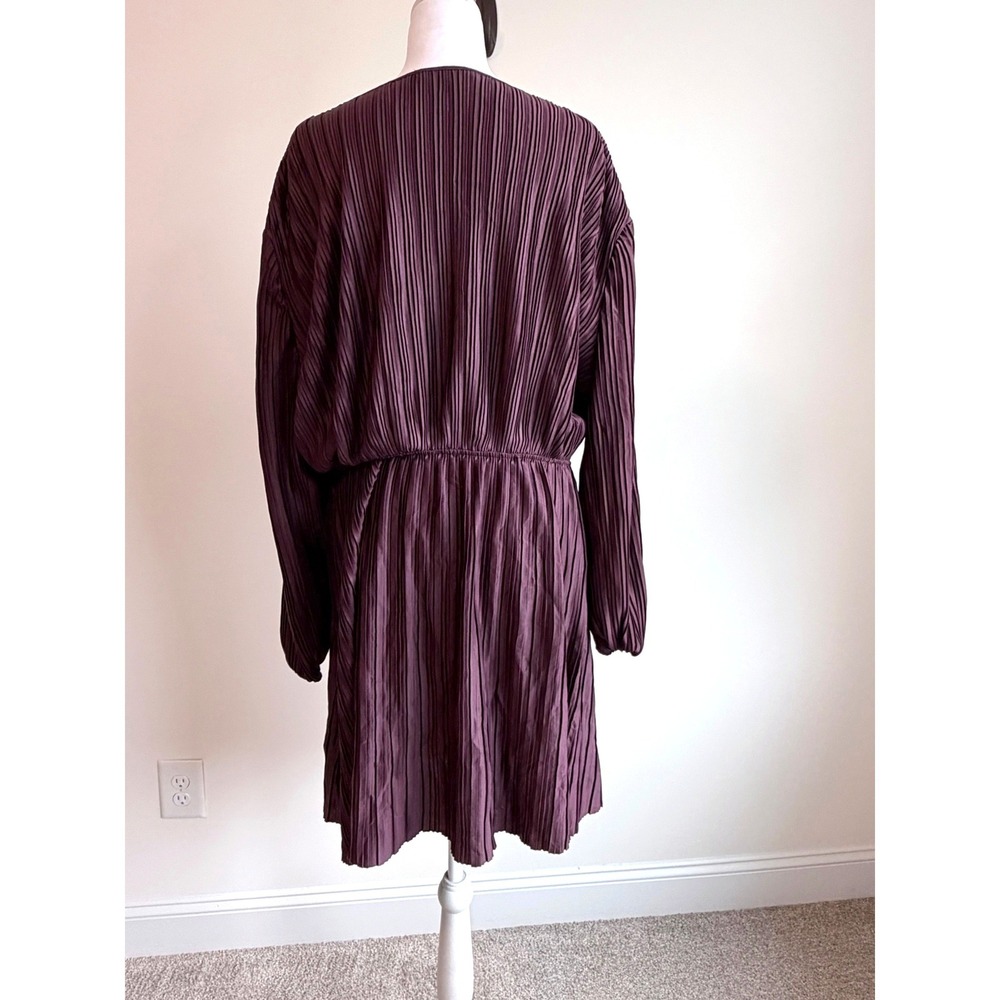 Women's Plum Pleated V Neck Mini Dress Dark Romantic Boho Ethereal - Picture 3 of 12